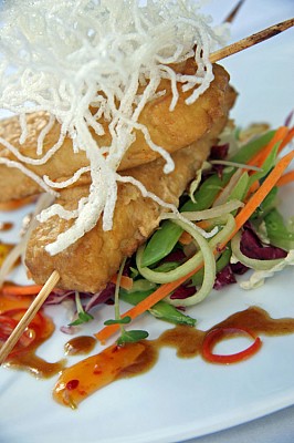 A cripsy nest satay