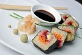 Quinoa maki rolls